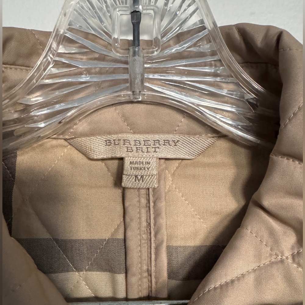 Burberry Britt  Quilted Snap Button Women Jacket Tan Size M - Picture 2 of 10